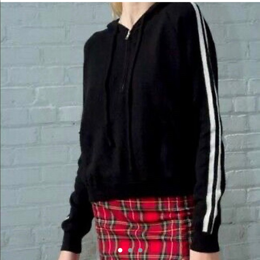 brandy melville sweater